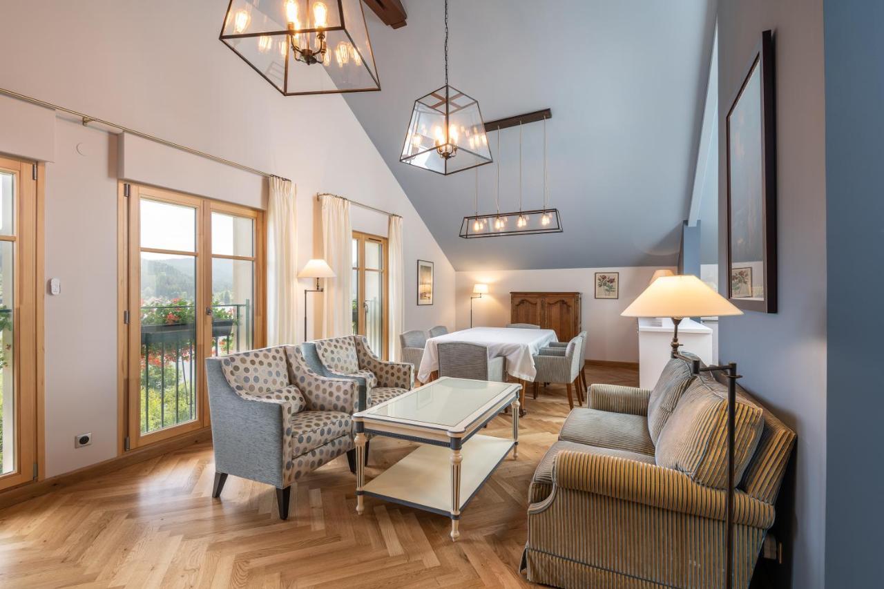 Le Manoir Au Lac Gérardmer Esterno foto