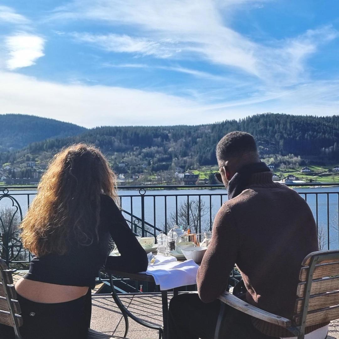 Le Manoir Au Lac Gérardmer Esterno foto
